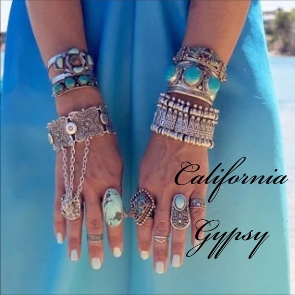 LAST ONE Tibetan ethnic silver bracelet - Picture 4 of 5